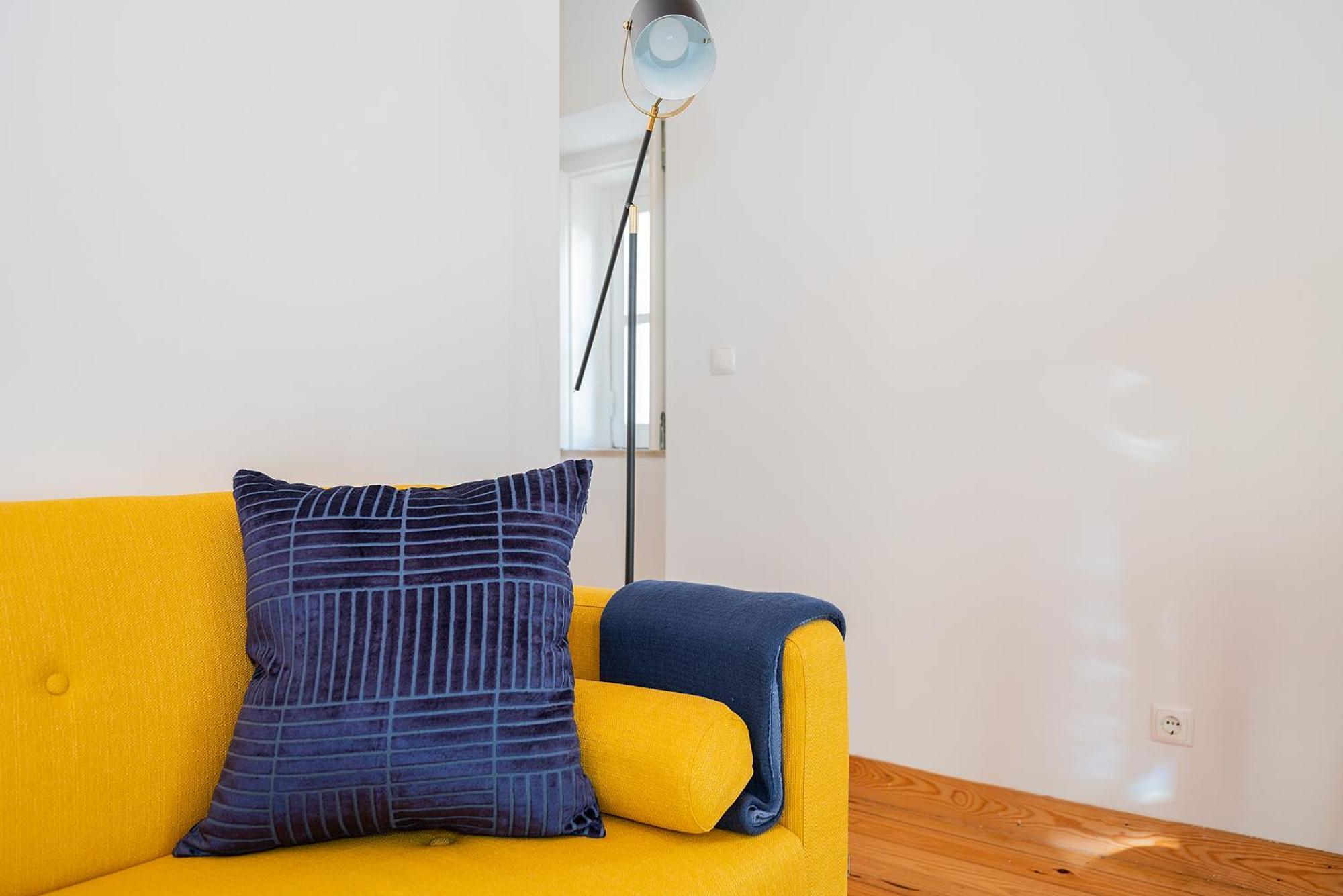 River View 1Bdr Apt In Alfama Close To Tram Lisbon Exterior photo